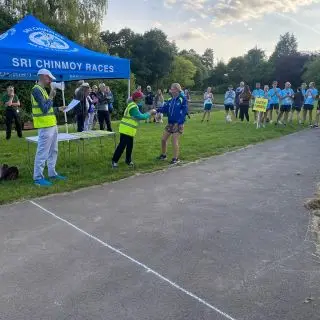 Well done to all of the WRR ladies who individually placed in their age categories at the final Sri Chinmoy race of the 2024 series this week.

Monday saw 49 runners race the final 2 loops around the Peace Mile at Cutteslowe Park.

This race also doubled up as another club league race, which helped 9 more runners complete their 8th race to complete the league.

Congratulations & well done to all of the runners who ran during the series 👏🏻